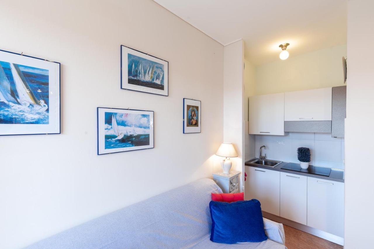 110 - Casa Sole Vista Mare, In Centro 100 Metri Spiaggia Daire Bordighera Dış mekan fotoğraf